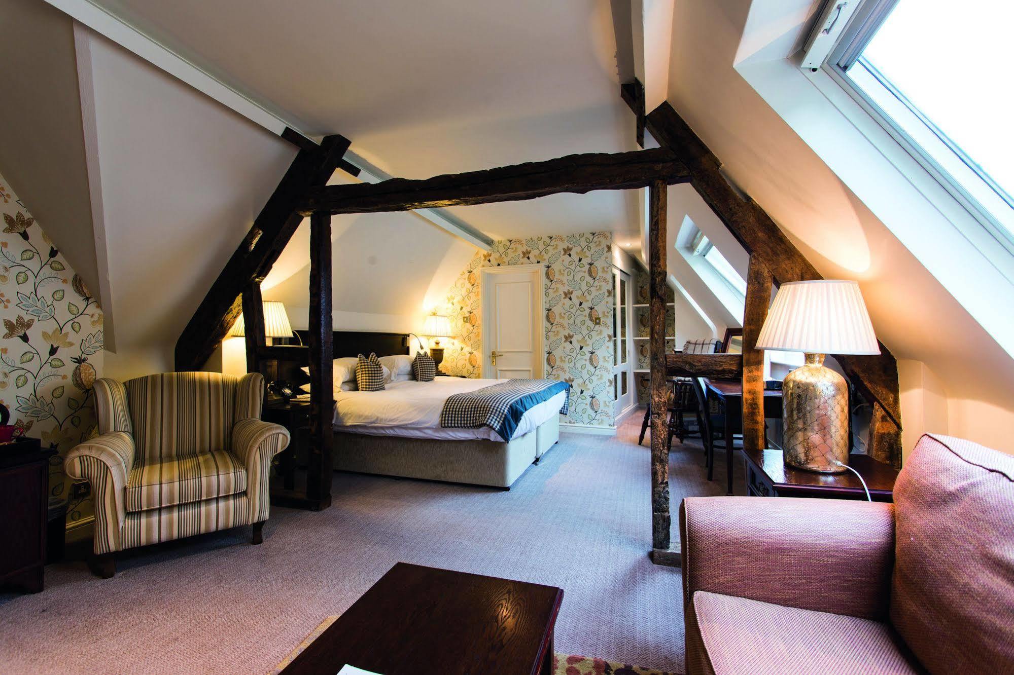 The Fleece At Cirencester Eksteriør bilde A suite at the hotel